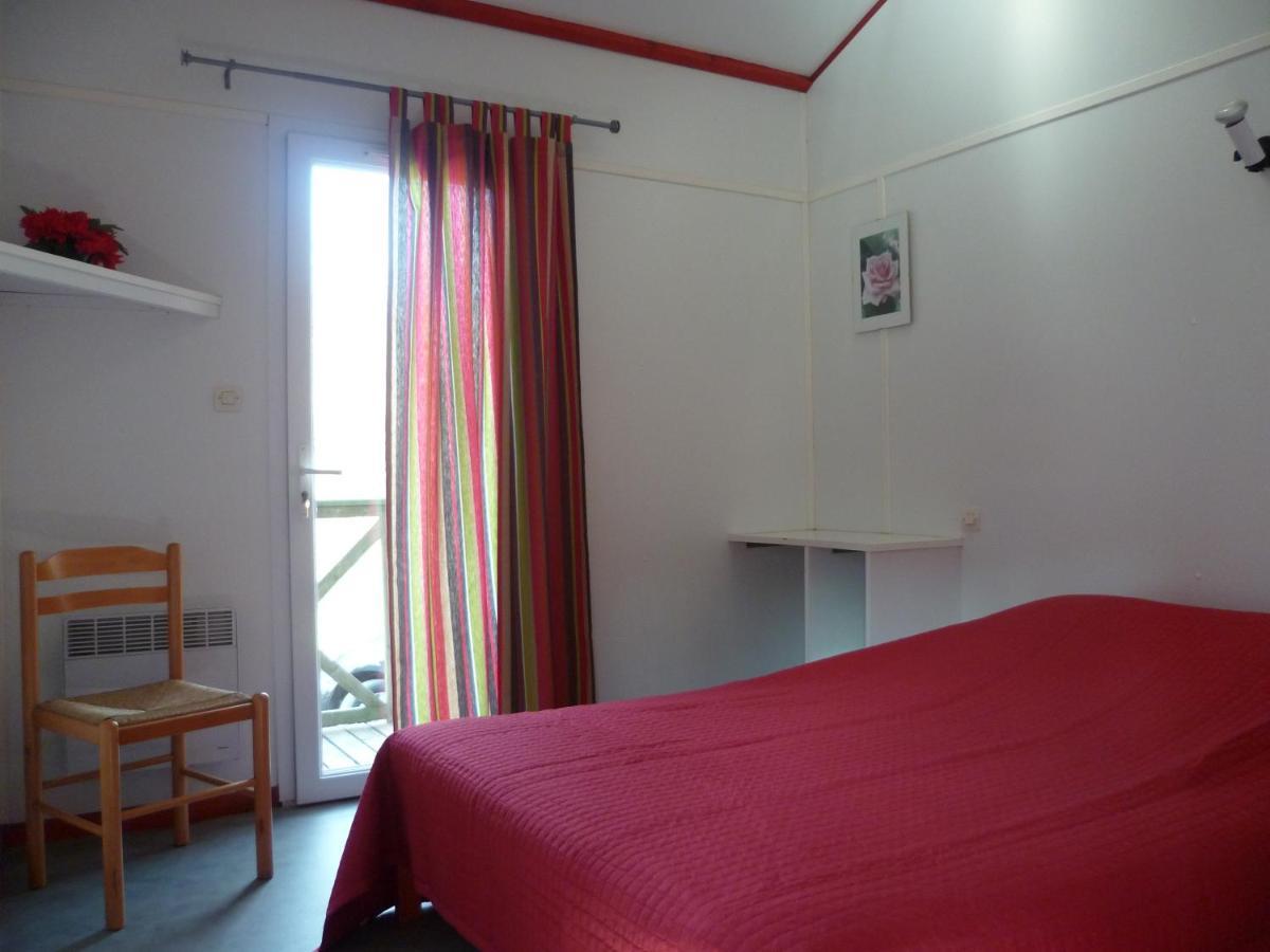 Villa La Ferme Du Duzou Saint-Cyprien-sur-Dourdou Esterno foto